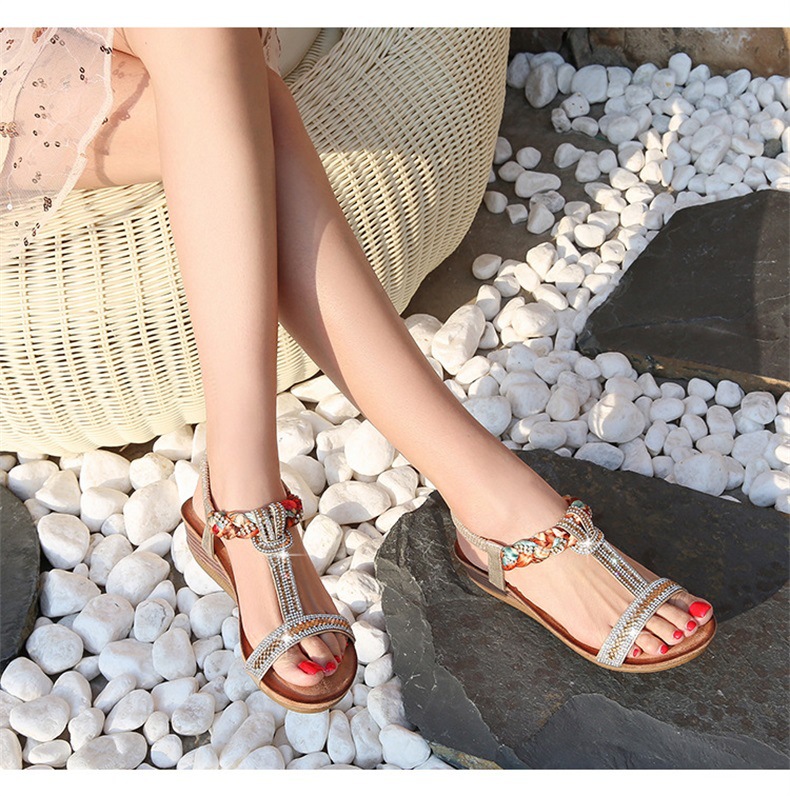 Are you wearing flip flops to occasion this summer?